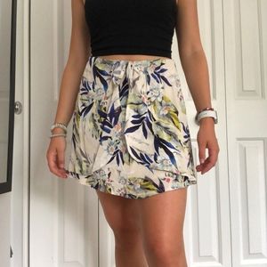 Flowered layer skirt